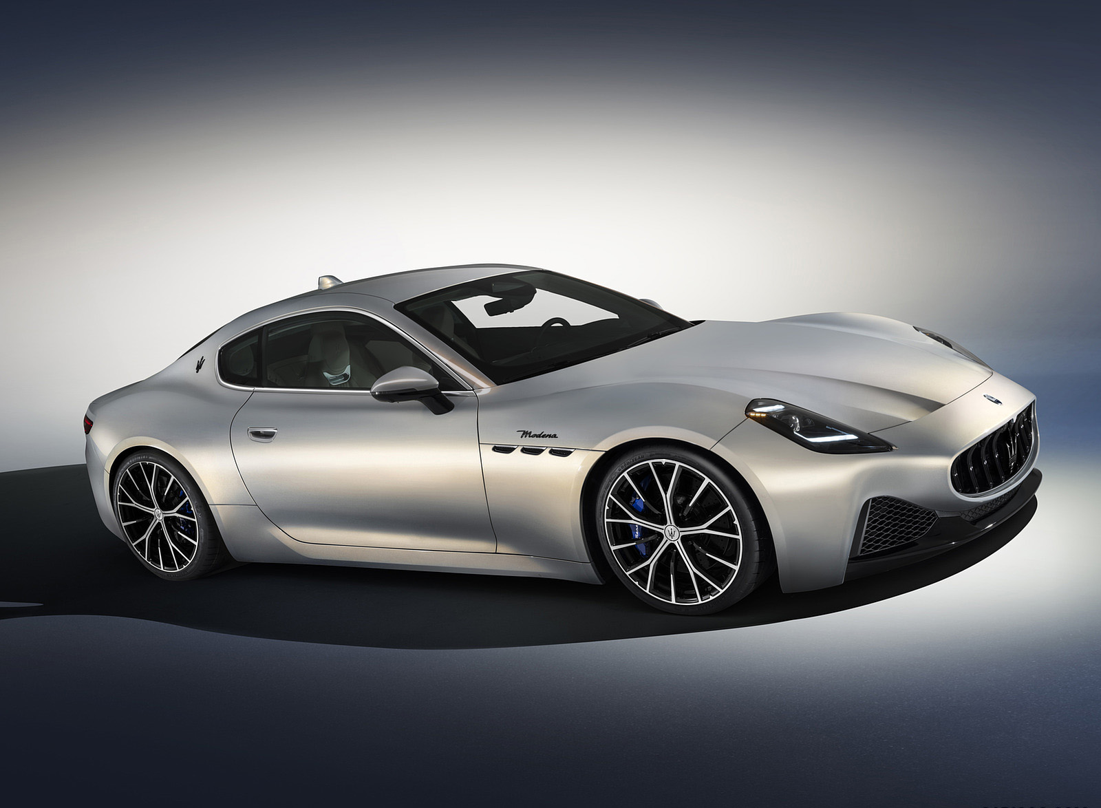 2023 Maserati GranTurismo Modena Front Three-Quarter Wallpapers (1)
