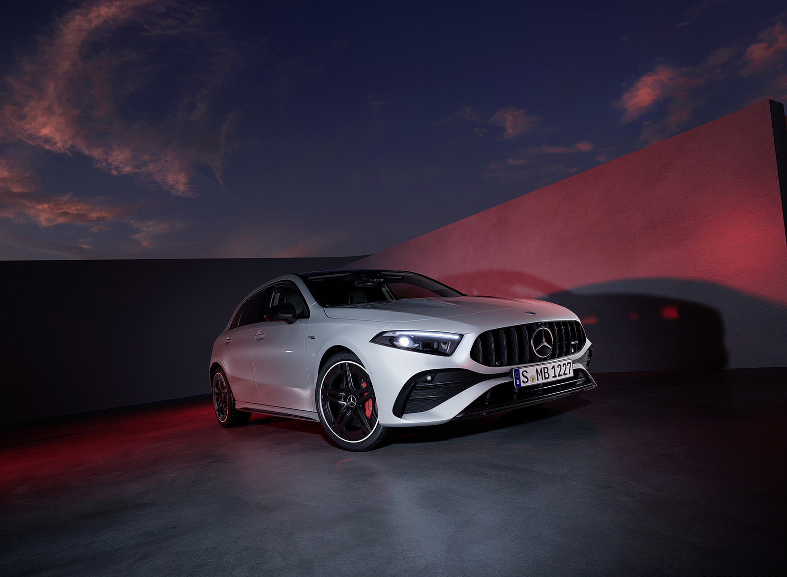 2023 Mercedes-AMG A 35 4MATIC Front Three-Quarter Wallpapers (1)