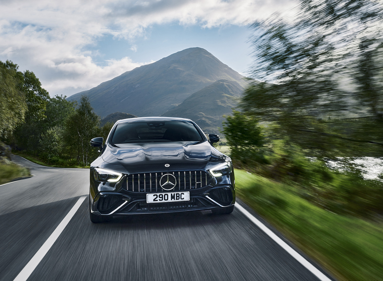 2023 Mercedes-AMG GT 63 S E Performance 4-door (UK-Spec) Front Wallpapers (5)