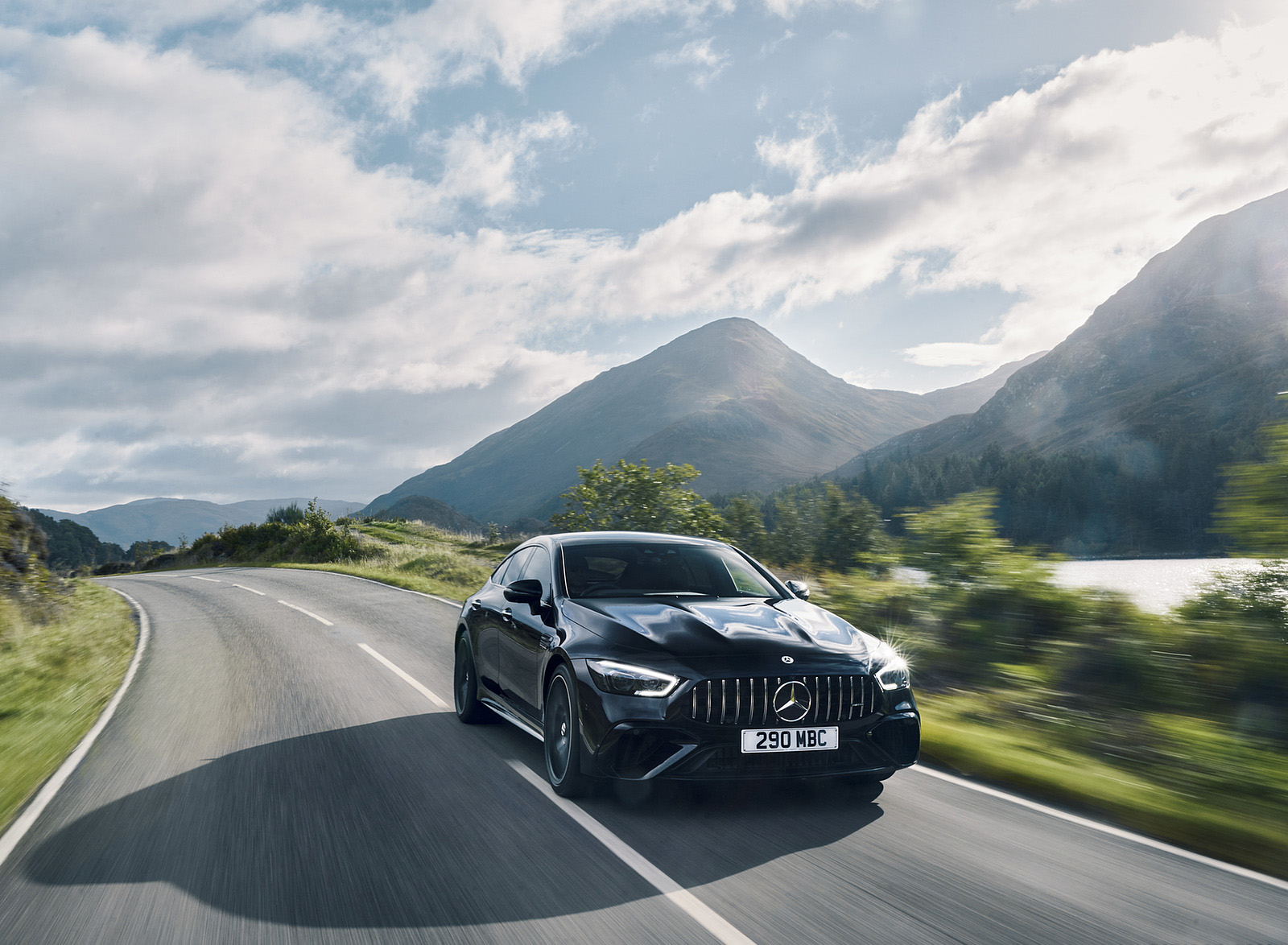 2023 Mercedes-AMG GT 63 S E Performance 4-door (UK-Spec) Front Wallpapers (6)