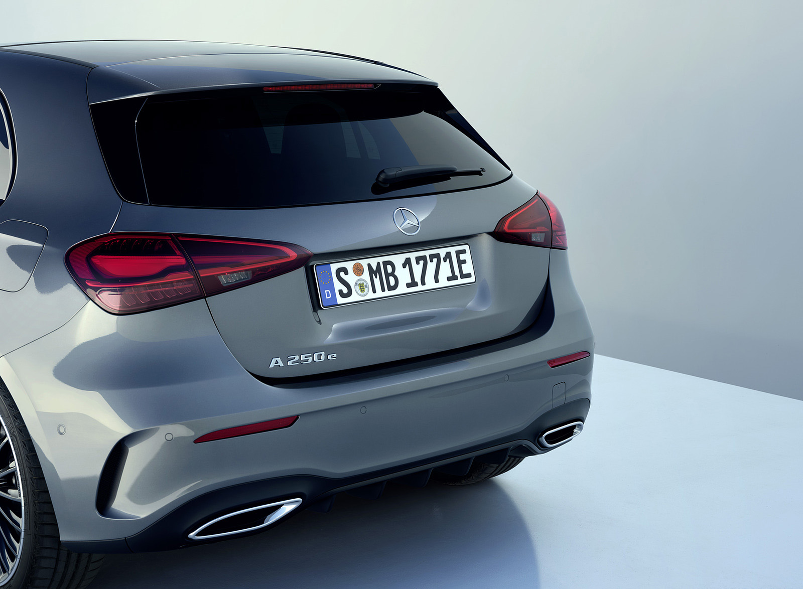 2023 Mercedes-Benz A-Class A 250 e Hatchback AMG Line (Color: Mountain Grey) Rear Wallpapers (7)