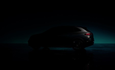 2023 Mercedes-Benz EQE SUV AMG Line Night Package (Color: Velvet Brown Metallic) Tail Light Wallpapers 450x275 (46)