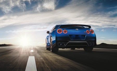 2023 Nissan GT-R US Version Rear Wallpapers 450x275 (3)