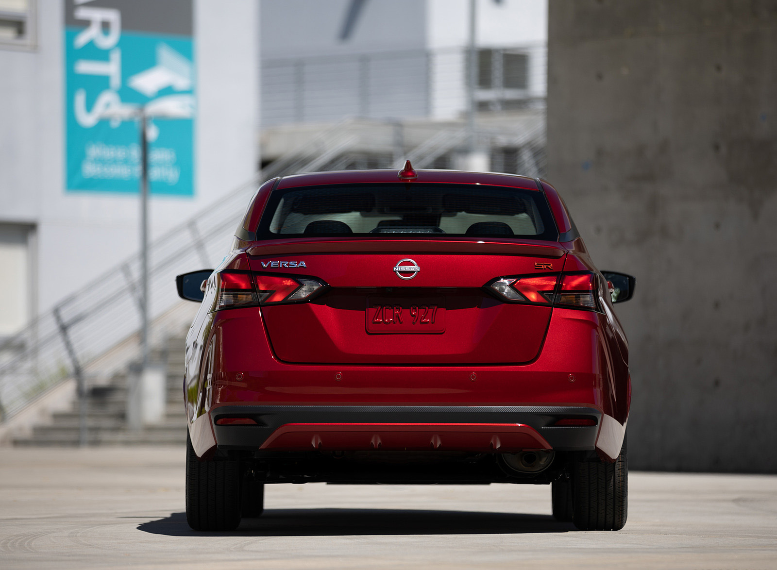 2023 Nissan Versa Rear Wallpapers (12)