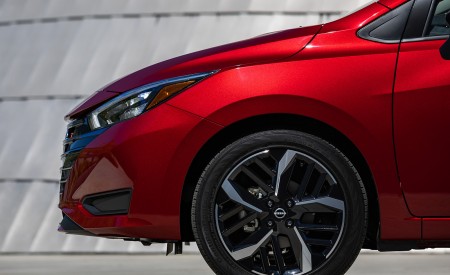 2023 Nissan Versa Wheel Wallpapers 450x275 (17)