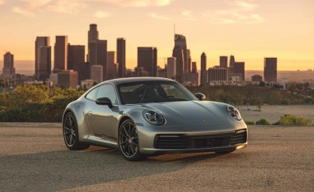 2023 Porsche 911 Carrera T (Color: GT Silver Metallic) Front Three-Quarter Wallpapers 450x275 (164)