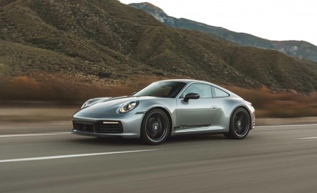 2023 Porsche 911 Carrera T (Color: GT Silver Metallic) Front Three-Quarter Wallpapers 450x275 (153)