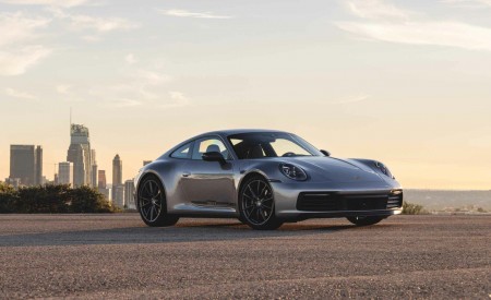 2023 Porsche 911 Carrera T (Color: GT Silver Metallic) Front Three-Quarter Wallpapers 450x275 (166)