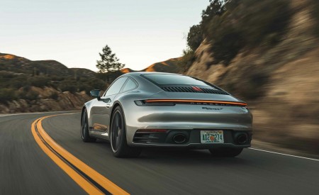 2023 Porsche 911 Carrera T (Color: GT Silver Metallic) Rear Wallpapers 450x275 (156)