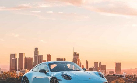2023 Porsche 911 Carrera T (Color: Gulf Blue) Front Three-Quarter Wallpapers 450x275 (119)