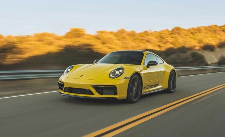 2023 Porsche 911 Carrera T (Color: Racing Yellow) Front Three-Quarter Wallpapers 450x275 (37)