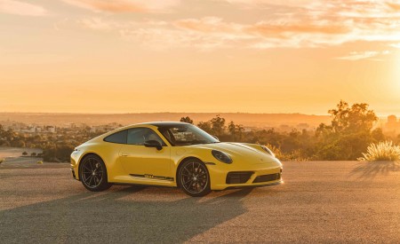 2023 Porsche 911 Carrera T (Color: Racing Yellow) Front Three-Quarter Wallpapers 450x275 (60)