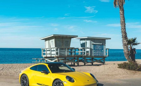 2023 Porsche 911 Carrera T (Color: Racing Yellow) Front Three-Quarter Wallpapers 450x275 (62)