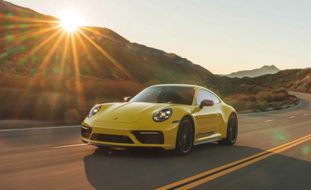 2023 Porsche 911 Carrera T (Color: Racing Yellow) Front Three-Quarter Wallpapers 450x275 (40)