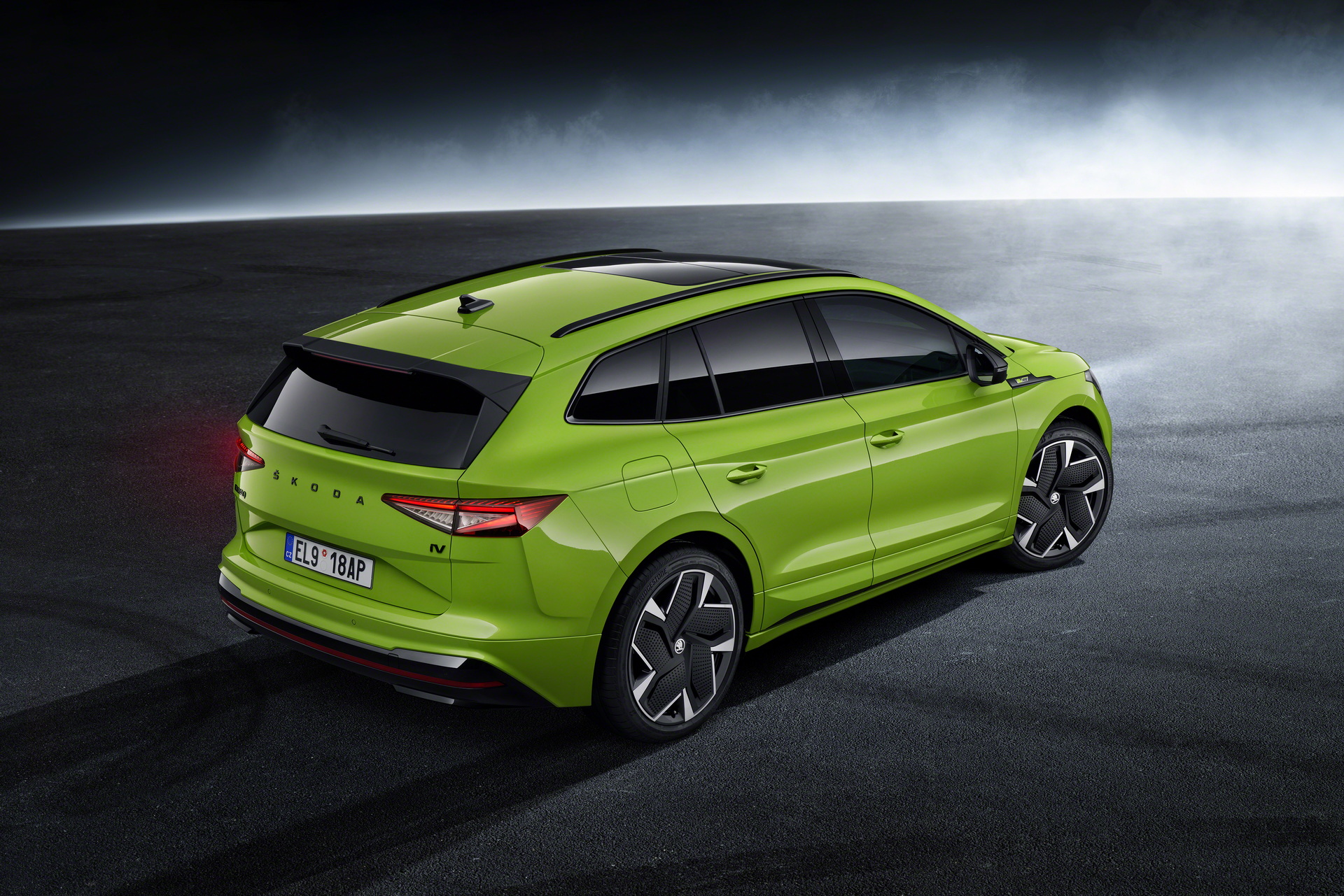 2023 Skoda Enyaq RS iV Rear Three-Quarter Wallpapers (6)