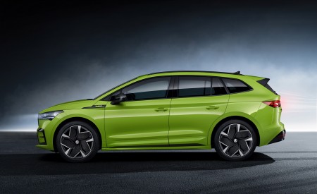 2023 Skoda Enyaq RS iV Side Wallpapers 450x275 (121)