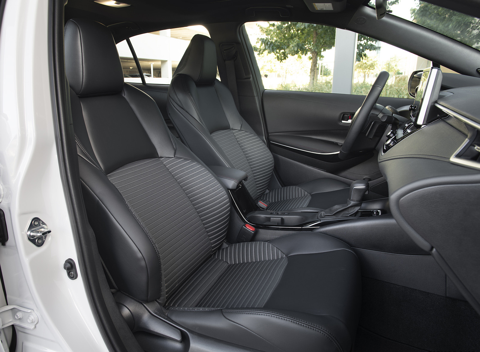 2023 Toyota Corolla XSE Interior Front Seats Wallpapers #16 of 17