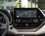 2023 Toyota Highlander Limited AWD 2.4-Liter Turbo (Color: Cypress Green) Central Console Wallpapers 150x120 (18)