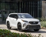 2023 Toyota Highlander XSE AWD 2.4-Liter Turbo (Color: Wind Chill Pearl) Front Three-Quarter Wallpapers 150x120 (24)