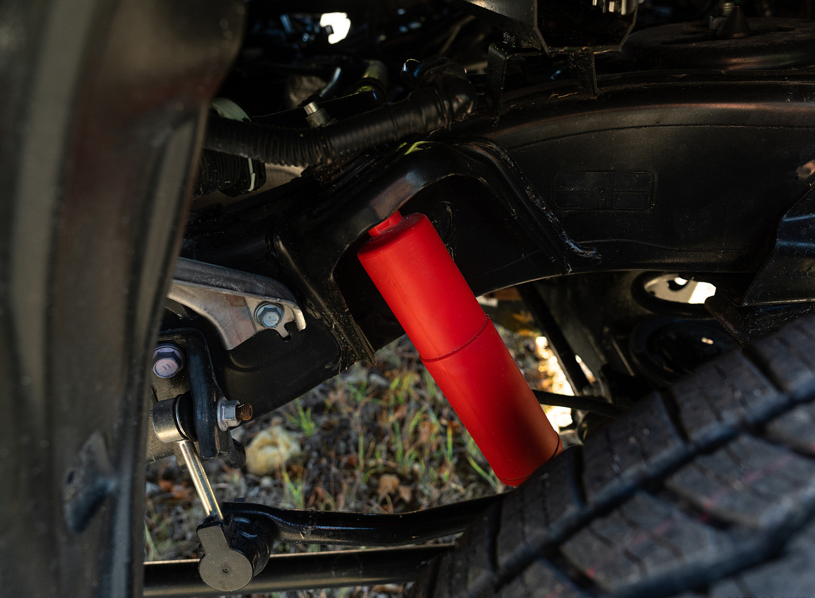 2023 Toyota Tundra TRD with Lift Kit Detail Wallpapers (12)