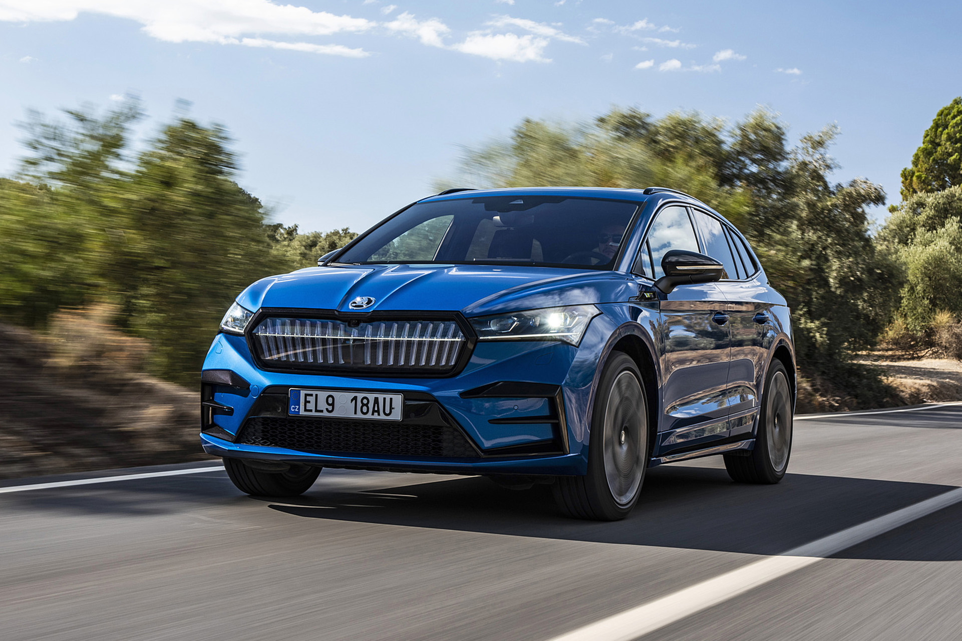 2023 Škoda Enyaq RS iV Front Three-Quarter Wallpapers (3)