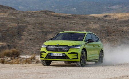 2023 Škoda Enyaq RS iV Front Wallpapers 450x275 (64)