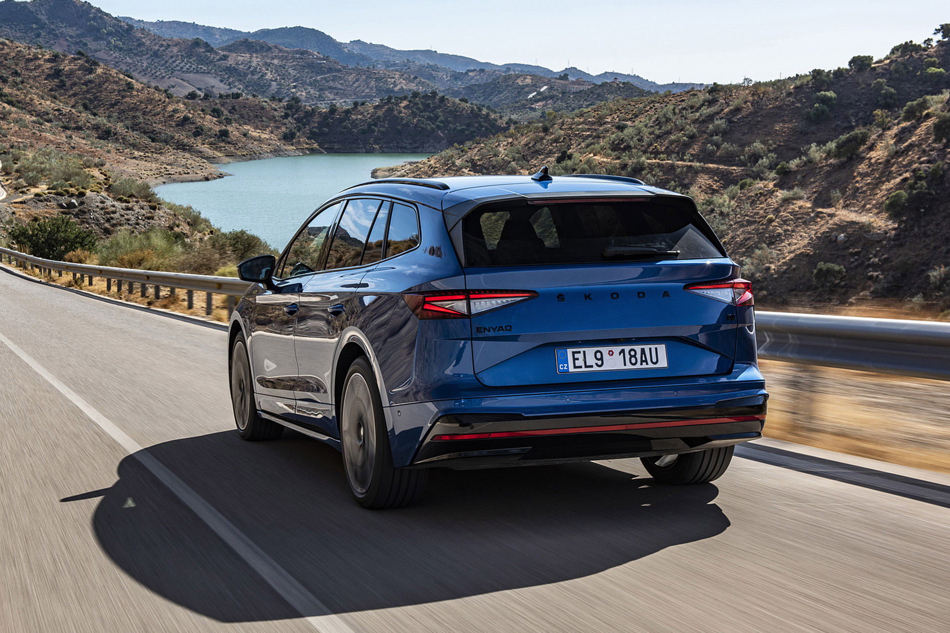 2023 Škoda Enyaq RS iV Rear Three-Quarter Wallpapers (2)