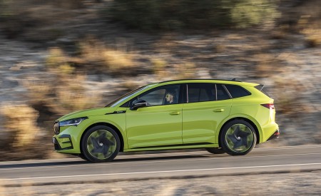 2023 Škoda Enyaq RS iV Side Wallpapers 450x275 (60)
