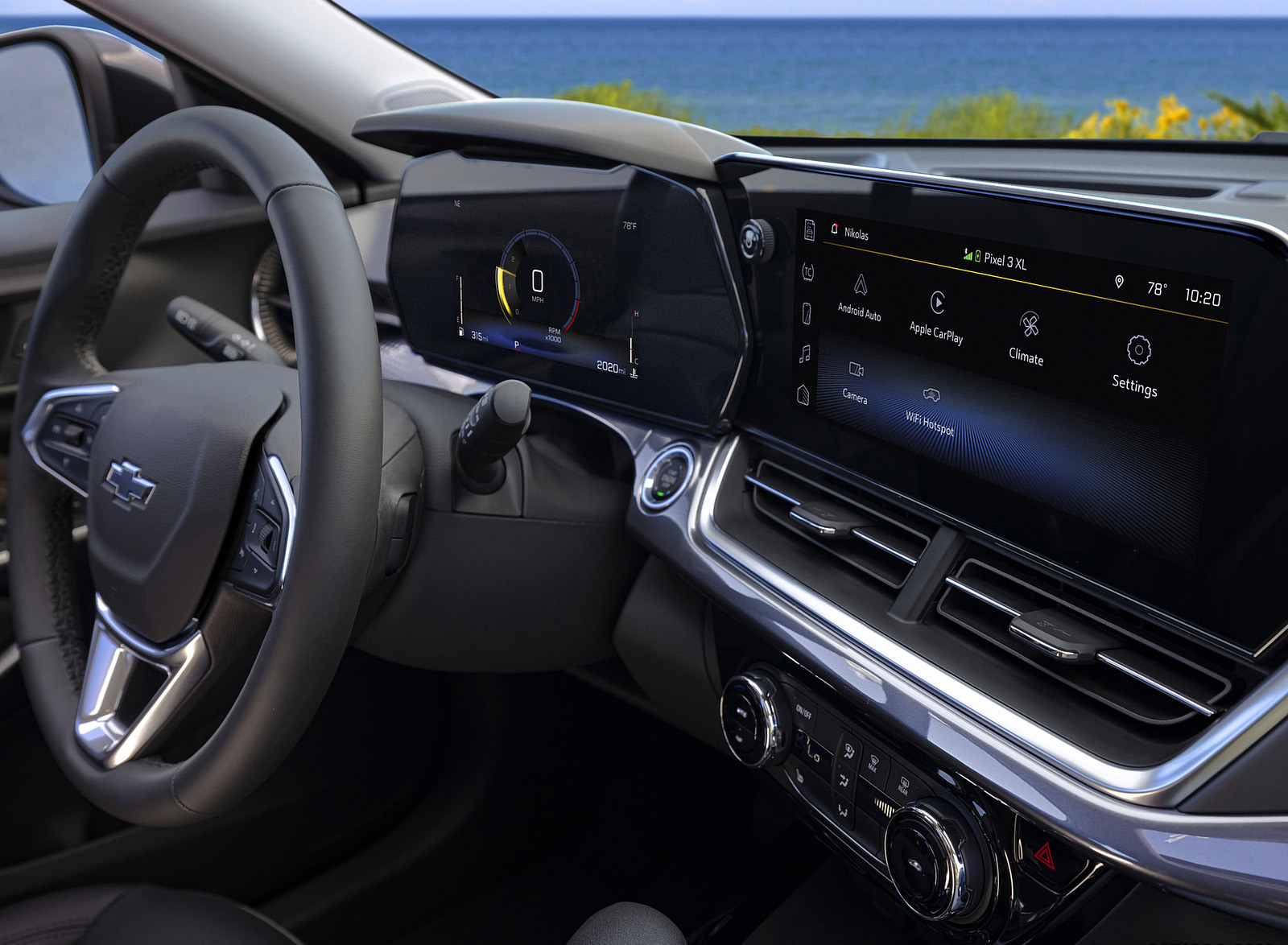 2024 Chevrolet Trax ACTIV Central Console Wallpapers (15)