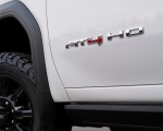 2024 GMC Sierra 2500HD AT4 Detail Wallpapers 150x120 (4)