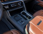 2024 GMC Sierra 2500HD Denali Ultimate Interior Detail Wallpapers 150x120 (13)