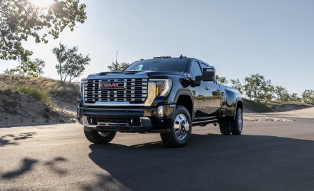 2024 GMC Sierra 3500HD Denali Wallpapers & HD Images
