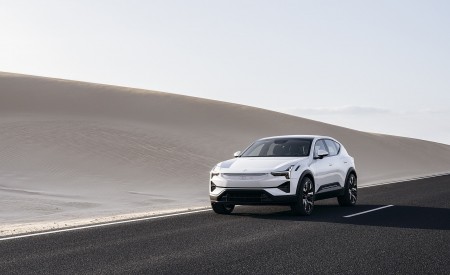 2024 Polestar 3 Front Three-Quarter Wallpapers 450x275 (3)