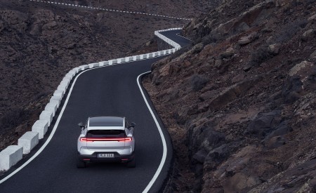 2024 Polestar 3 Rear Wallpapers 450x275 (14)