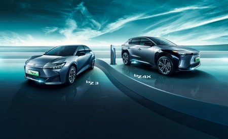 2024 Toyota bZ3 Front Three-Quarter Wallpapers 450x275 (3)