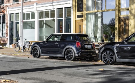 2022 Mini Cooper S 3-door Resolute Edition Side Wallpapers 450x275 (9)