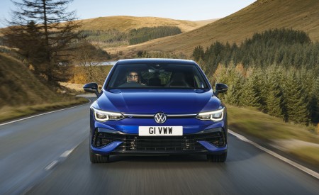 2022 Volkswagen Golf R 20 Years (UK-Spec) Front Wallpapers 450x275 (35)