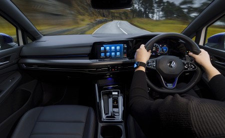 2022 Volkswagen Golf R 20 Years (UK-Spec) Interior Cockpit Wallpapers 450x275 (47)