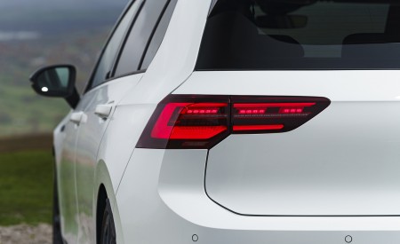 2022 Volkswagen Golf R 20 Years (UK-Spec) Tail Light Wallpapers 450x275 (16)