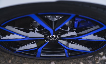 2022 Volkswagen Golf R 20 Years (UK-Spec) Wheel Wallpapers 450x275 (14)
