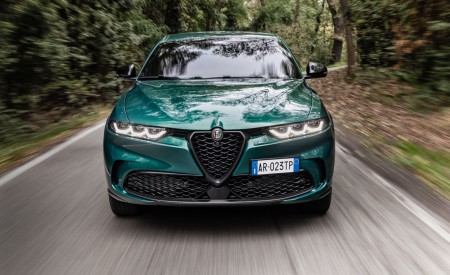 2023 Alfa Romeo Tonale Plug-In Hybrid Q4 Front Wallpapers 450x275 (15)