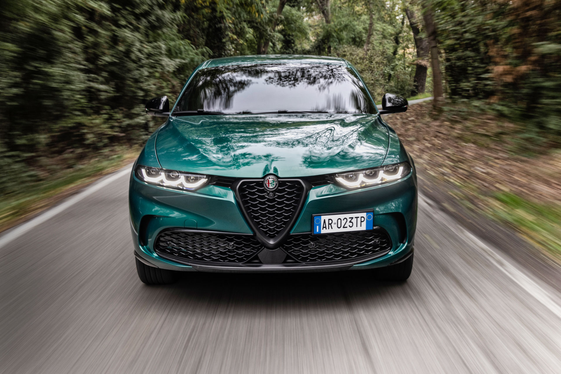 2023 Alfa Romeo Tonale Plug-In Hybrid Q4 Front Wallpapers (15)
