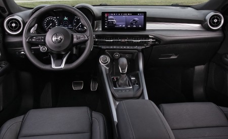 2023 Alfa Romeo Tonale Plug-In Hybrid Q4 Interior Cockpit Wallpapers 450x275 (43)