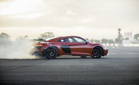 2023 Audi R8 GT RWD Rear Three-Quarter Wallpapers 450x275 (15)