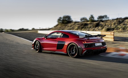 2023 Audi R8 GT RWD Rear Three-Quarter Wallpapers 450x275 (10)