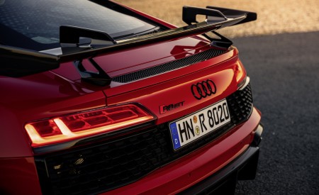 2023 Audi R8 GT RWD Rear Wallpapers 450x275 (32)