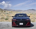 2023 BMW 760i xDrive (Color: Aventurin Red Metallic Two-Tone; US-Spec) Front Wallpapers 150x120 (31)