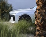 2023 BMW 760i xDrive (Color: Mineral White Metallic; US-Spec) Detail Wallpapers 150x120