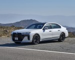 2023 BMW 760i xDrive (Color: Mineral White Metallic; US-Spec) Front Three-Quarter Wallpapers 150x120