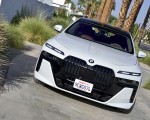 2023 BMW 760i xDrive (Color: Mineral White Metallic; US-Spec) Front Wallpapers 150x120